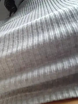 Molly_newman6 - gently touch me and have me wet💦