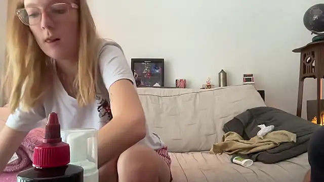DouceMarine - topless