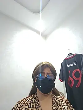 Dadaw23@xh - مص ولحس الصدرBreast sucking