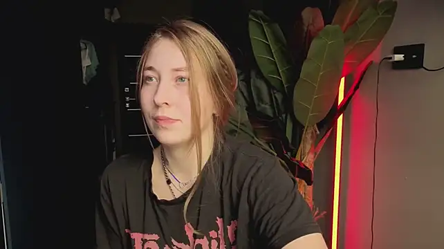 ShowmeYourfetish - anal with dildo