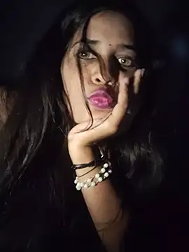 Cute_radhikaa - 200000
