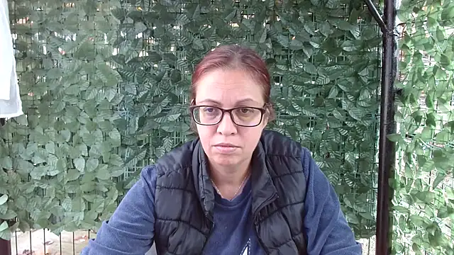 LadyHellene - bubble shower show ;)