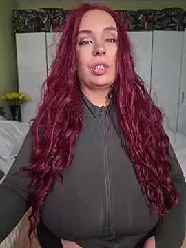 GoldCurves - tits play