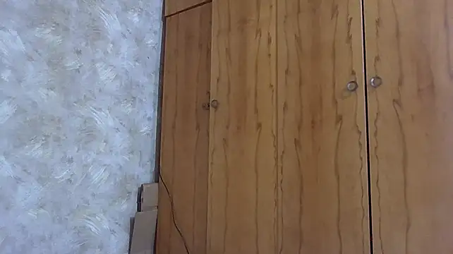 CaryCroy - 2 fingers in my pussy