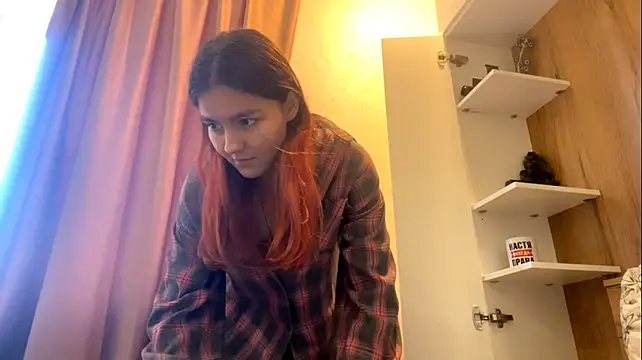 JessiePolemeni - flash boobs