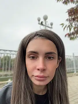 SandraCarter - Show ass in public park