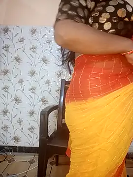 Pooja-121 - Mujhe dildo Lena
