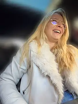 AnastasiaAniess - :heart: Happy Annie/Wet Annie