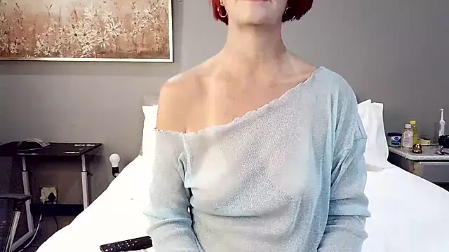 AyvaCarter - CLOSE UP ON TITS