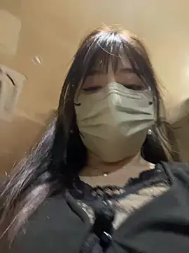 Xiao-mo520 - 美导老师下班兼职，咖啡厅偷玩小粉，刺激，敏感体质易失控，完成目标无内衣揉胸