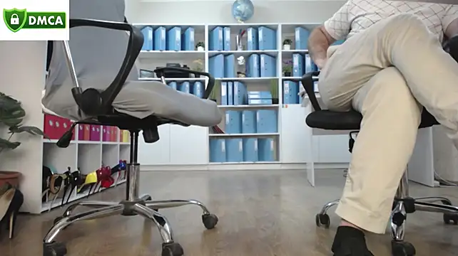 Secret-office - Bring me to orgasm;)