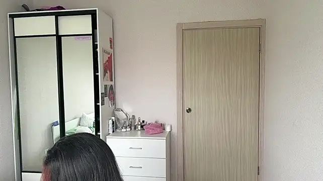 FatimaCarbonell - tease cleavage hehe