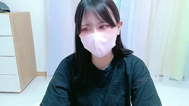 VYuNav - 服脱いでちくびこりこりっ🐰💖