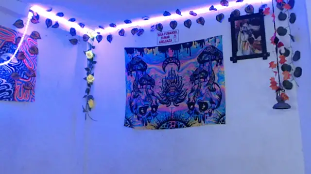 Bastethott - squirt or cum?