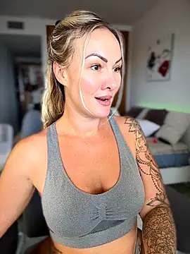 NastyMilf_ - 🦋LAY ON SIDE•BUTTHOLE CLOSEUP+FINGER 🦋