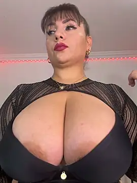 Kattaleya14 - Play and Show Boobs ( o Y o )