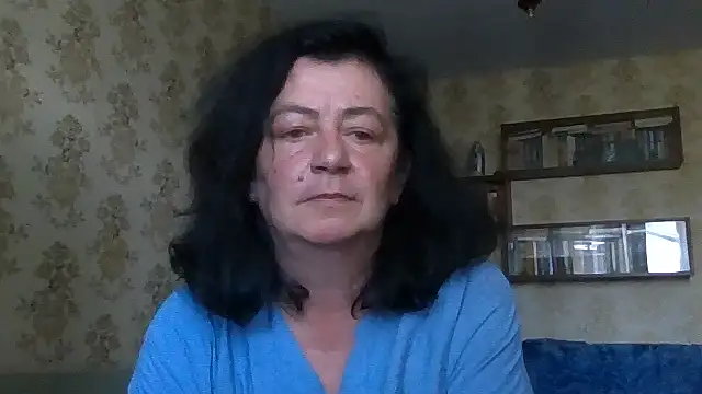 GypsiQueen2 - I'm saving up for a smartphone.