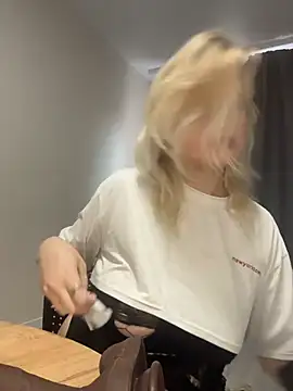 DriveCiri_ - FISTING PUSSY UNTILL SQUIRT