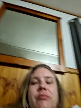 Off_the_Lesh - Squeeze my tits