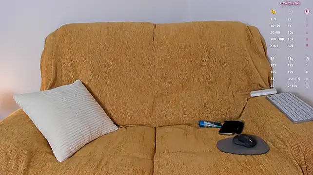 Emydollyy - Naked doggy and spank ass