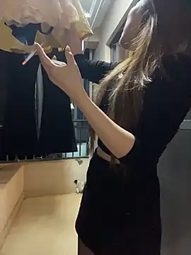 Mia999 - 户外假鸡吧抽插1分钟