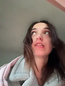 DollyTall - let u sniff my panties while driving 🥵