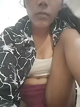 Hotbabymuskan