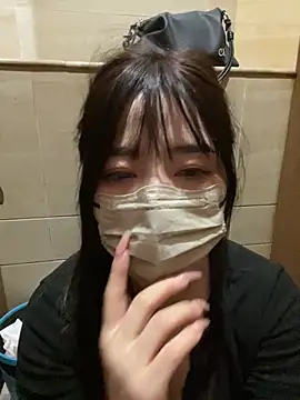 Xiao-mo520 - 美导老师下班兼职，咖啡厅偷玩小粉，刺激，敏感体质易失控，完成目标无内衣揉胸