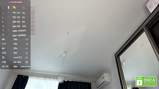 MaryBennetts - My tits are trying to jump