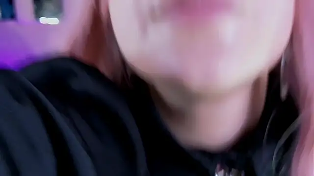 BizzyNoar - deep throand and full saliva