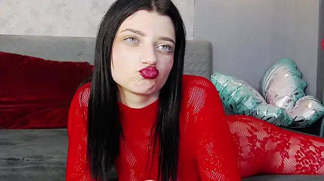 EllyWestt - play with my boobies 😻