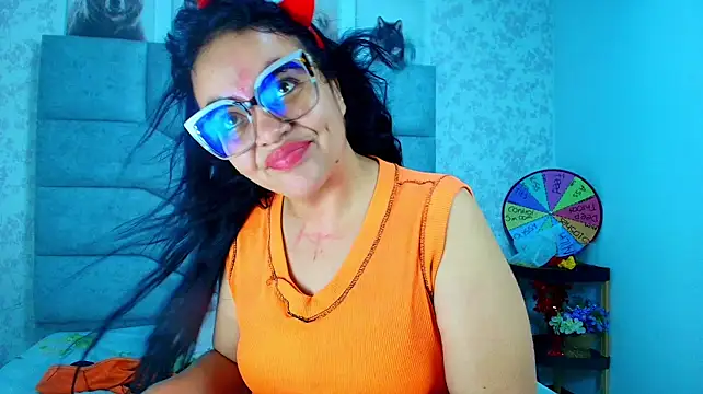 Mega_blenda - Masturbate with a dildo for 5 minute🍆💦