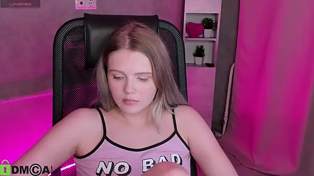 Alisa_Allison - raise the bottom of the top
