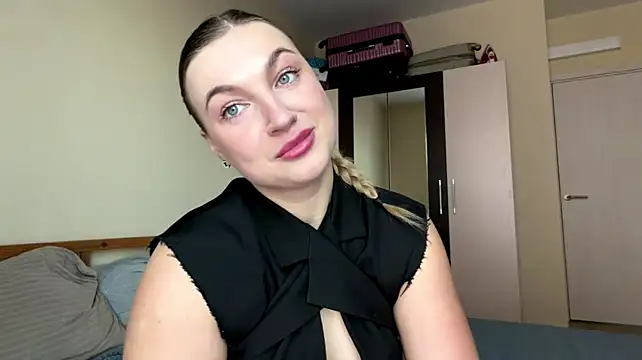 LetitiaNovack - My naked pic in pm if u complete goal