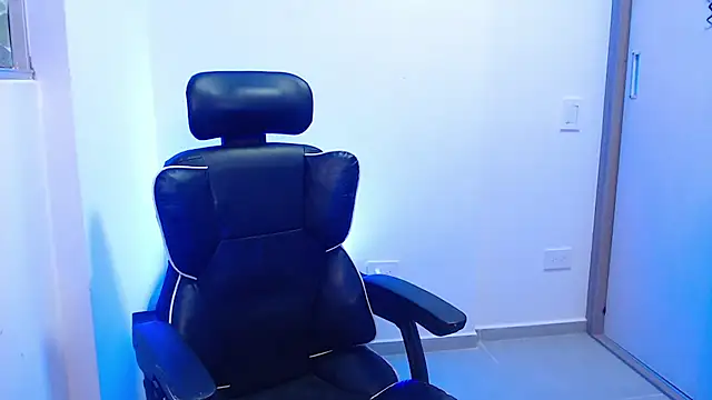 Barbara_falcons - naked twerk + spanks + oil
