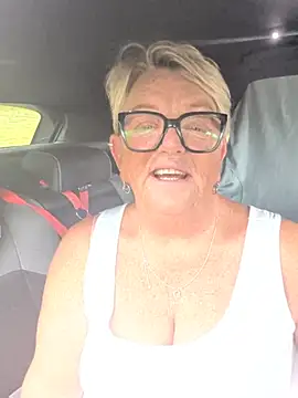 Bridget-valentine - Tits out 5mins