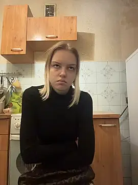 AshleyMur - naked show