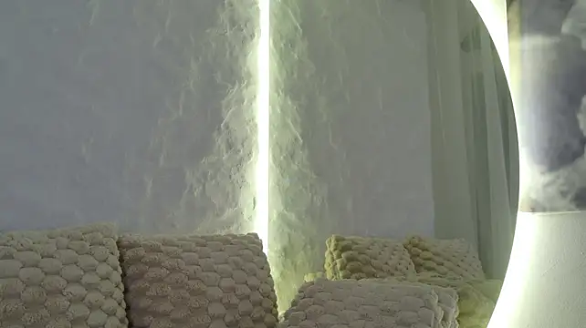 Moniqque - Naughty video for last tipper