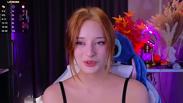 Hisoka_akerley - Massage my boobs close to cam 🎃😎💪