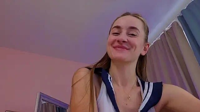 IrisBloommm - Squats on your face 🍑