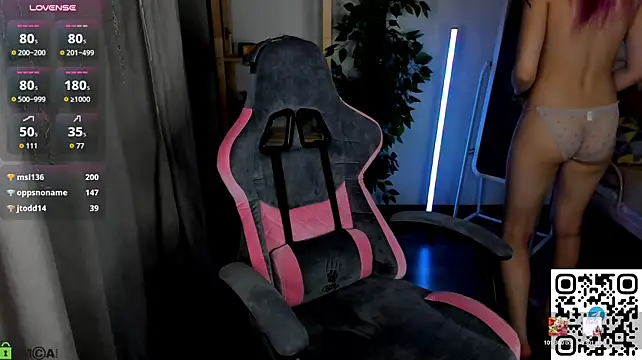 Necucuby - naked boobs massage