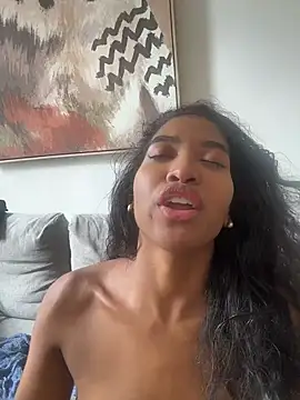 IamCrystal2 - Can u make me squirt today? 😔