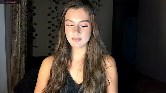 SameFillet - Eyes close to camera