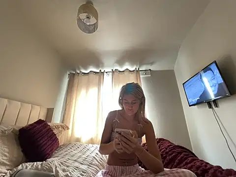 Roxyrosexo - bend over ass 2 cam