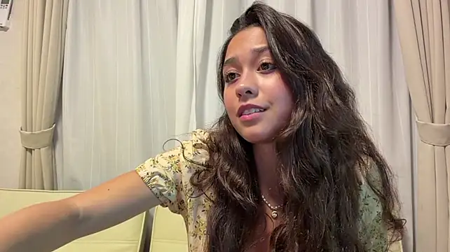 ReynaMccarron - show my naked shoulder soft touch