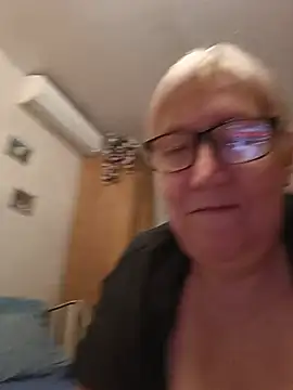 Molli1408 - Topless ❤️роздягнутись