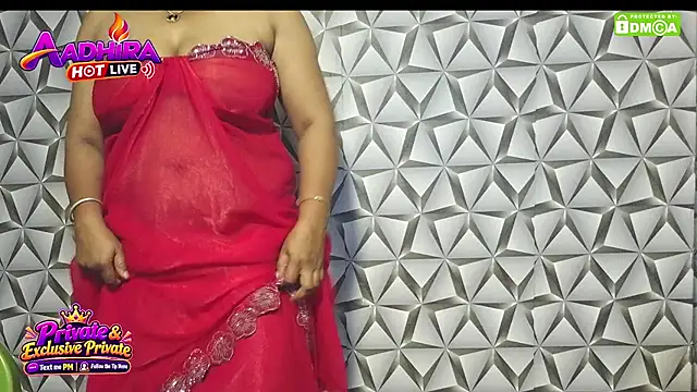 AADHIRA_SOUTH_INDIA - Hot Navel Dance