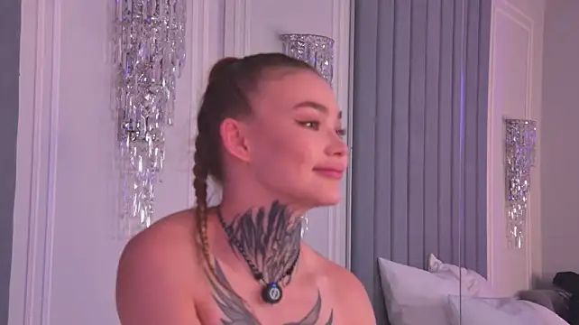 AriWild - ruin the makeup💦 blowjob on the back