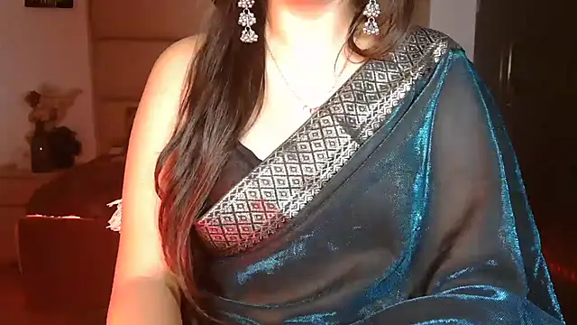 Isha_here - cream on boobs + 2min cntrl