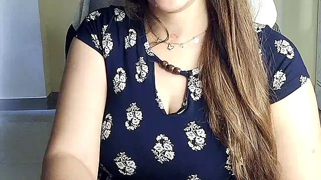 Nyra-Goddess - chocolate on boobss